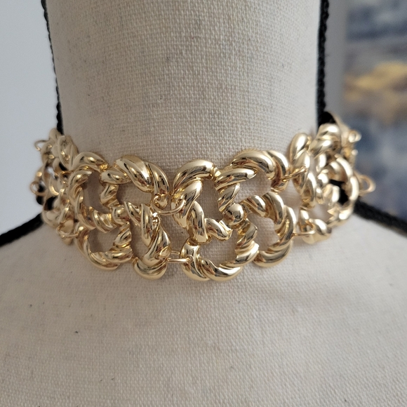 Gold tone choker - Picture 6 of 9